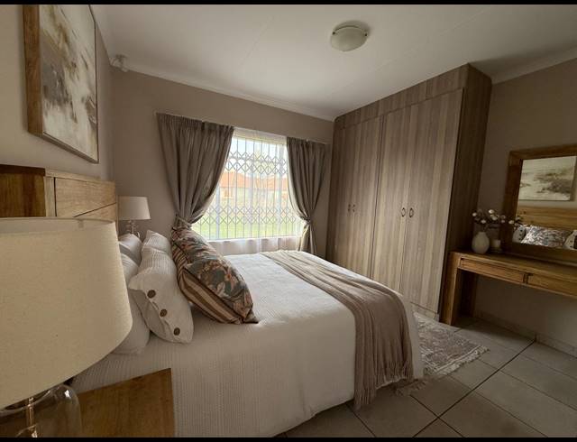 3 BEDROOM TOWNHOUSE FOR SALE IN WATERKLOOF EAST